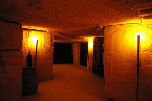Cave Monolithe Château Rochebelle